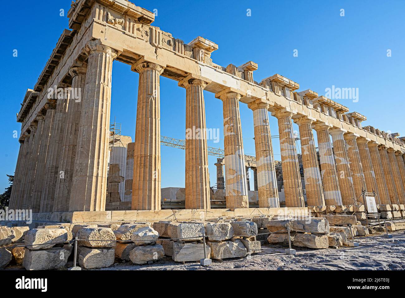 Säulen des Parthenon an der Akropolis in Athen, Griechenland Stockfoto