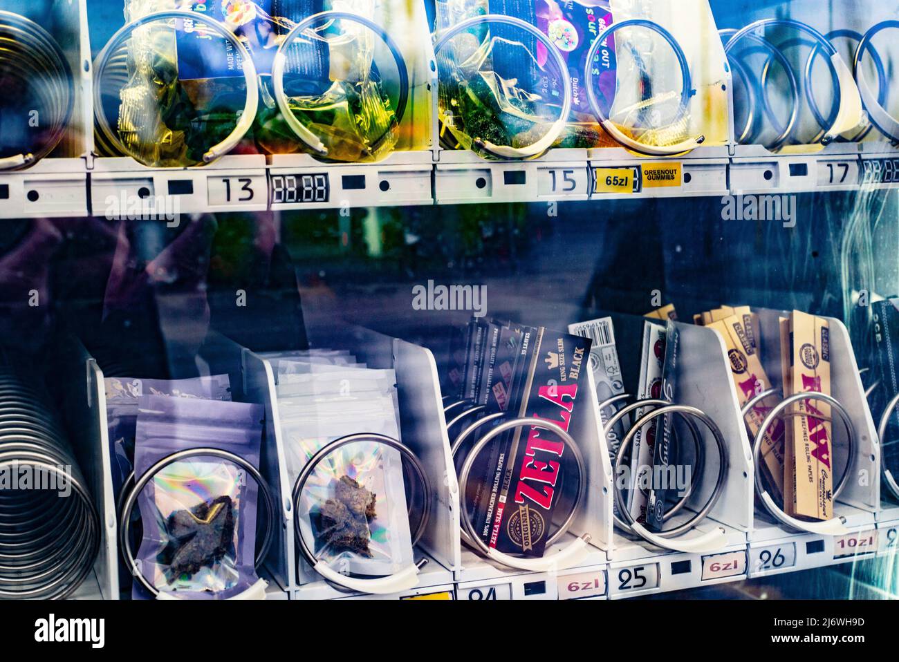 Stettin, Polen ein CBD-Verkaufsautomat Stockfoto