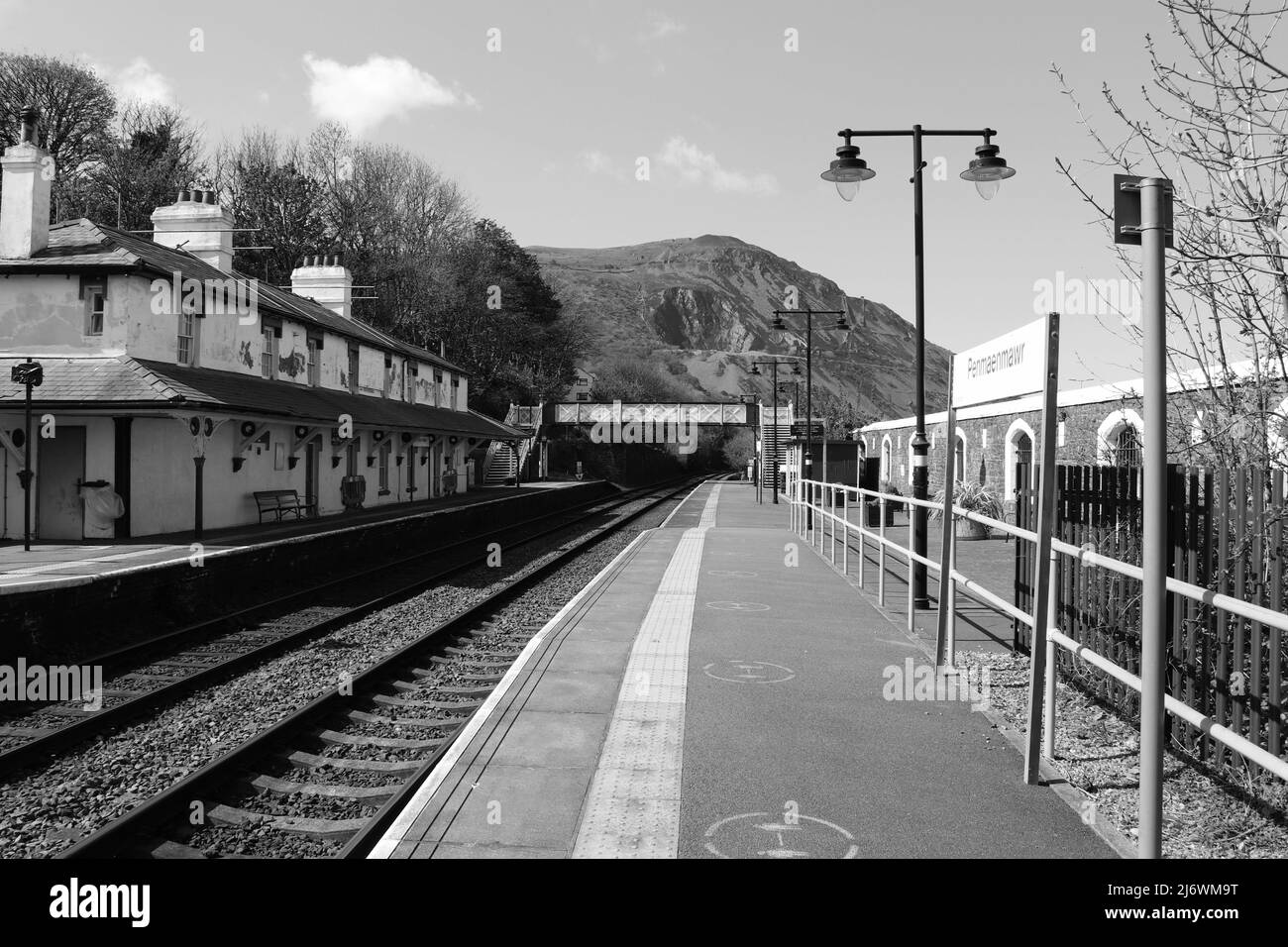 Penmaenmawr Railway Station North Wales Stockfoto