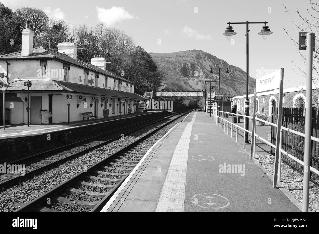 Penmaenmawr Railway Station North Wales Stockfoto