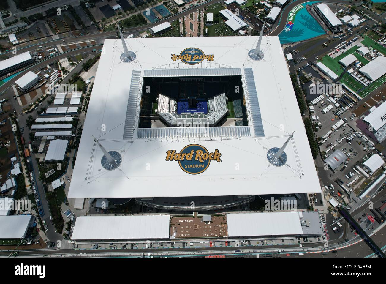 Eine Luftaufnahme der Rennstrecke F1 für den Miami Grand Prix im Hard Rock Stadium, Montag, 2. Mai 2022, in Miami Gardens, Fla. Eine Luftaufnahme des Rennens von F1 Stockfoto