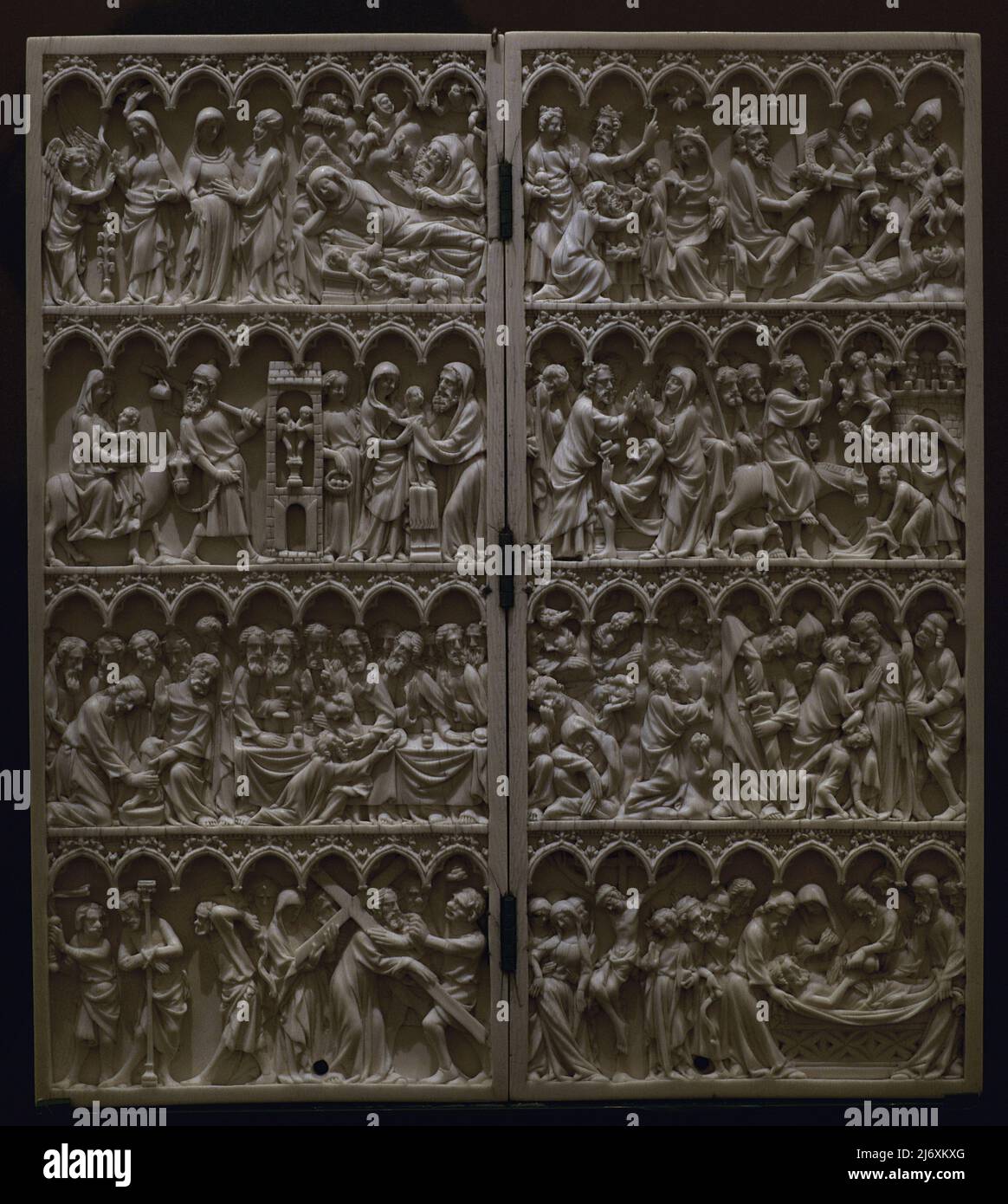 Diptychon mit Szenen aus dem Leben und Leiden Christi. Elfenbein. Paris, ca. 1350-1375. Calouste Gulbenkian Museum. Lissabon, Portugal. Stockfoto