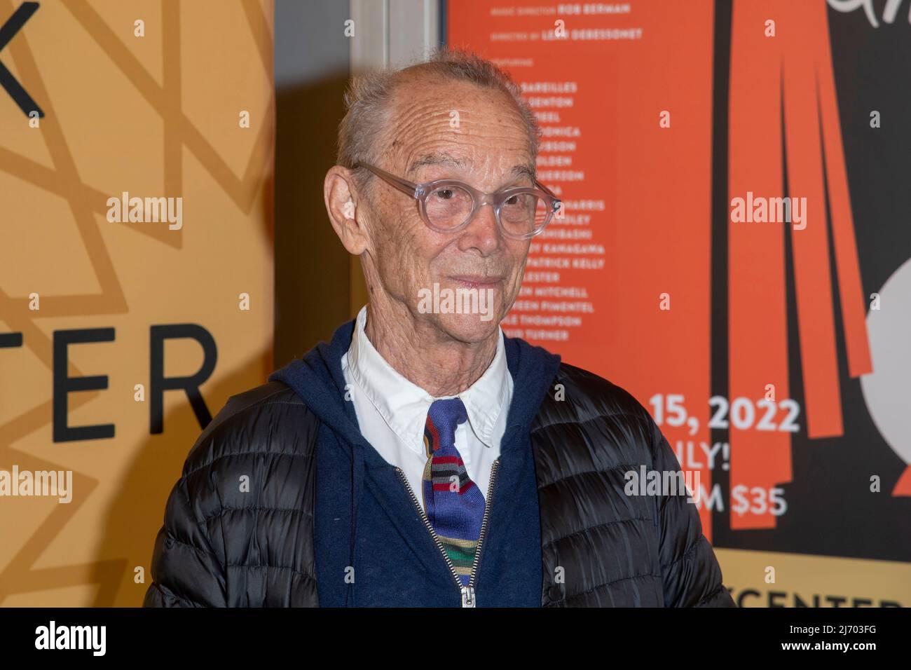 New York, Usa. 04.. Mai 2022. NEW YORK, NEW YORK - 04. MAI: Joel Gray nimmt an der New York City Center Spring Gala Teil! „Into the Woods“ im New York City Center am 04. Mai 2022 in New York City. Kredit: Ron Adar/Alamy Live Nachrichten Stockfoto