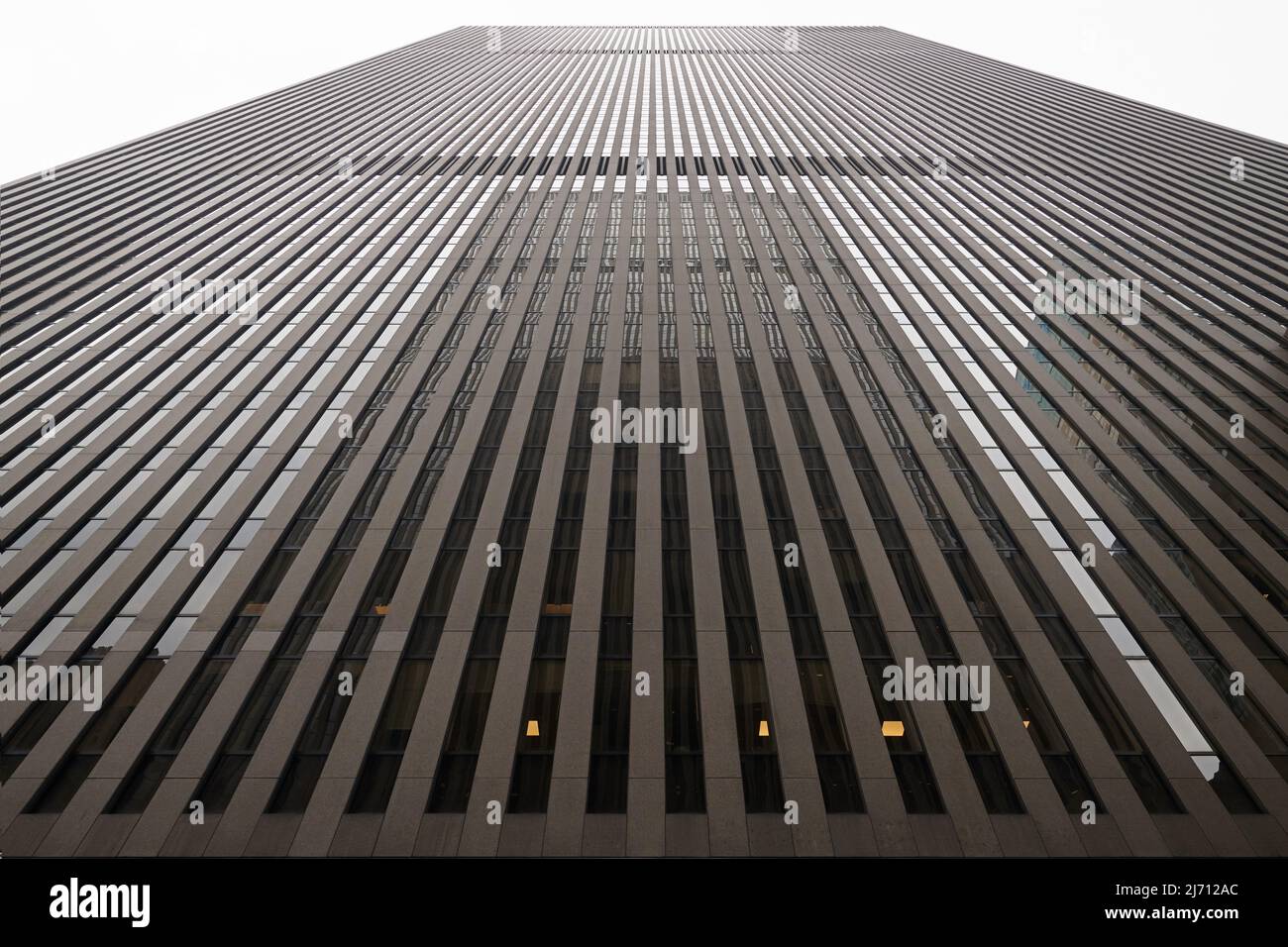 1221 Avenue of the Americas Wolkenkratzer im Stadtzentrum von Manhattan in New York City Stockfoto