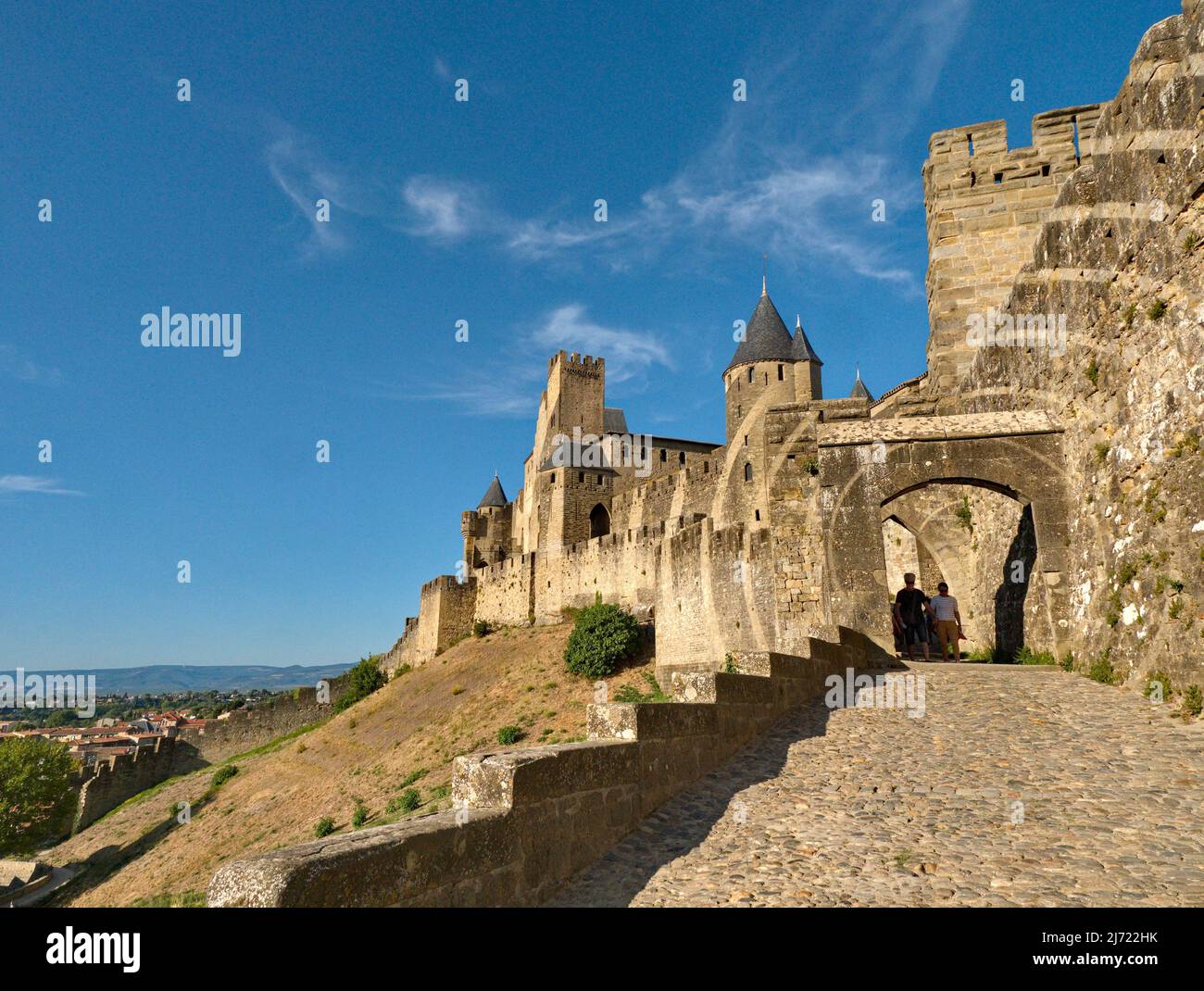Carcassonne, Weltkulturerbe der UNESCO, ist eine mittelalterliche Festungsstadt an der Aude, Okzitanien, Frankreich Stockfoto