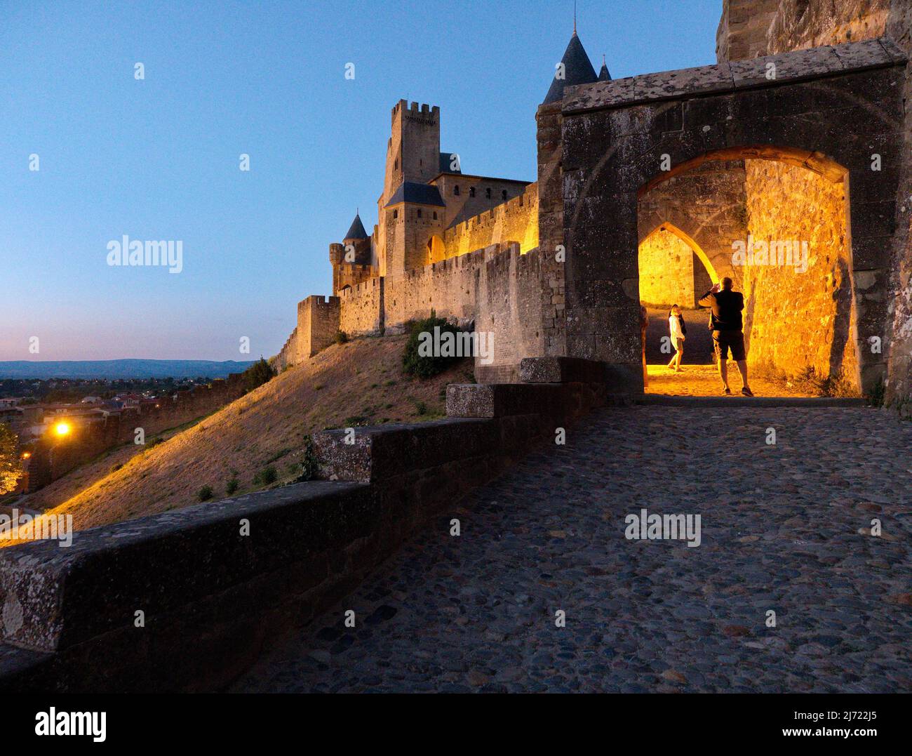 Carcassonne, Weltkulturerbe der UNESCO, ist eine mittelalterliche Festungsstadt an der Aude, Okzitanien, Frankreich Stockfoto