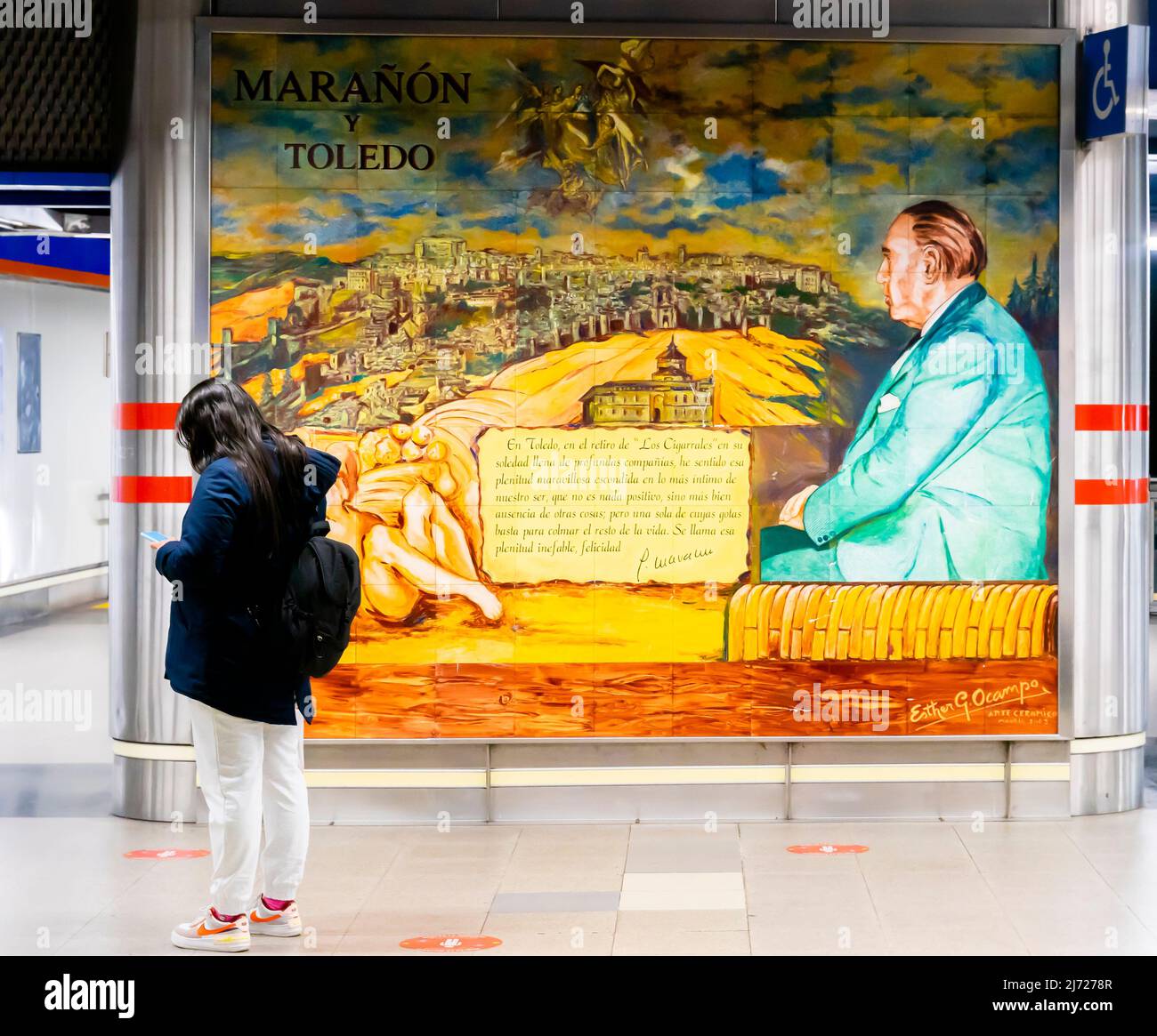Maranon y Toledo Kunstwerk Mosaik im Inneren des Gregorio Maranon Bahnhof. U-Bahn Madrid Metro, Spanien Stockfoto