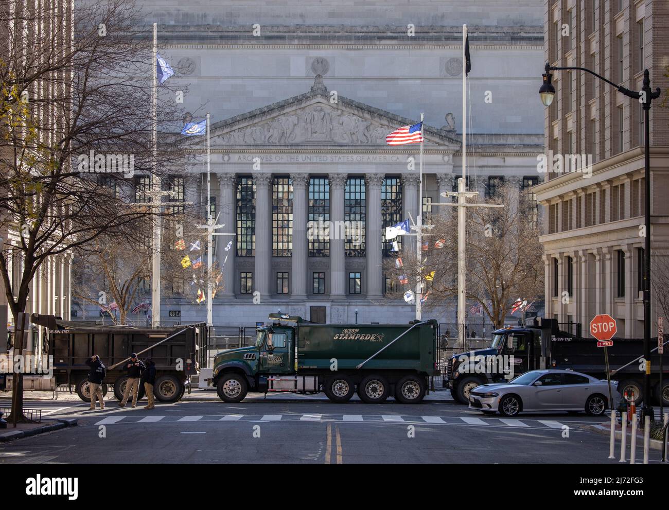 WASHINGTON, D.C. – 19. Januar 2021: Die Polizei des US-Geheimdienstes wird in der Nähe des National Archives Building in Washington, D.C. gesehen Stockfoto