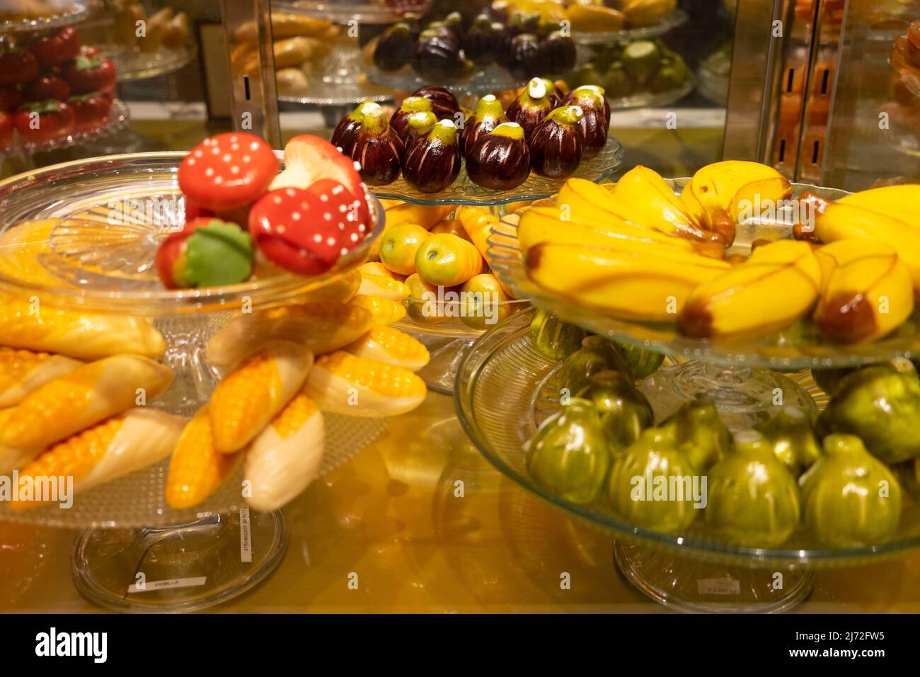 Inneneinrichtung von Fortnum & Mason zu Ostern 2022 in Piccadilly West London W1A UK England KATHY DEWITT Stockfoto Inneneinrichtung von Fortnum & Mason zu Ostern 2022 in Piccadilly West London W1A UK England KATHY DEWITT Stockfoto