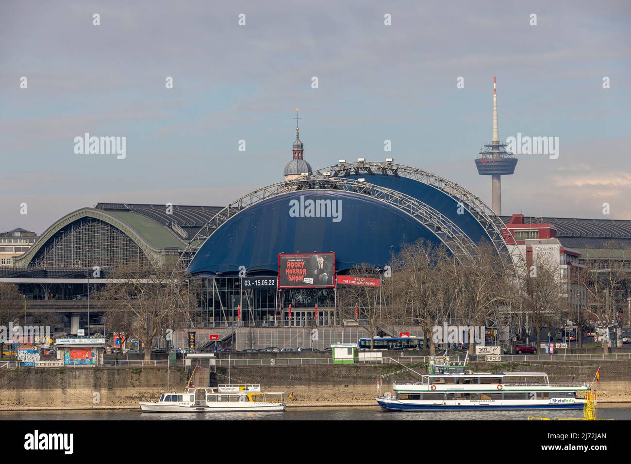 Konzertsaal des Kölner Musical Dome an einem Frühlingstag Stockfoto