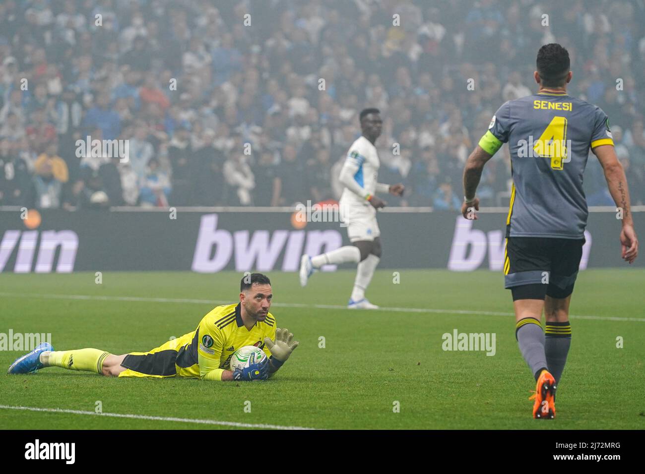 MARSEILLE, FRANKREICH - 5. MAI: Torwart Ofir Marciano von Feyenoord während der Halbfinale der UEFA Europa Conference League, Second Leg Spiel zwischen Olympique Marseille und Feyenoord am 5. Mai 2022 im Stade Vélodrome in Marseille, Frankreich (Foto: Andre Weening/Orange Picles) Stockfoto