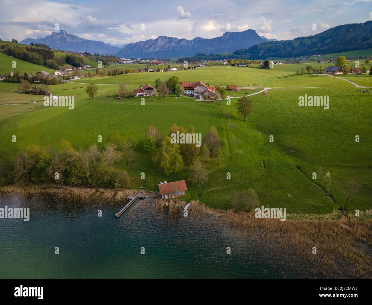 Wunderbare Erholungsorte am Irrsee in Österreich Stockfoto