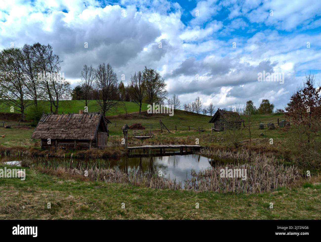 Mittelalterliche Siedlungsrekonstruktionsstelle, Region Kaszuby, Polen Stockfoto