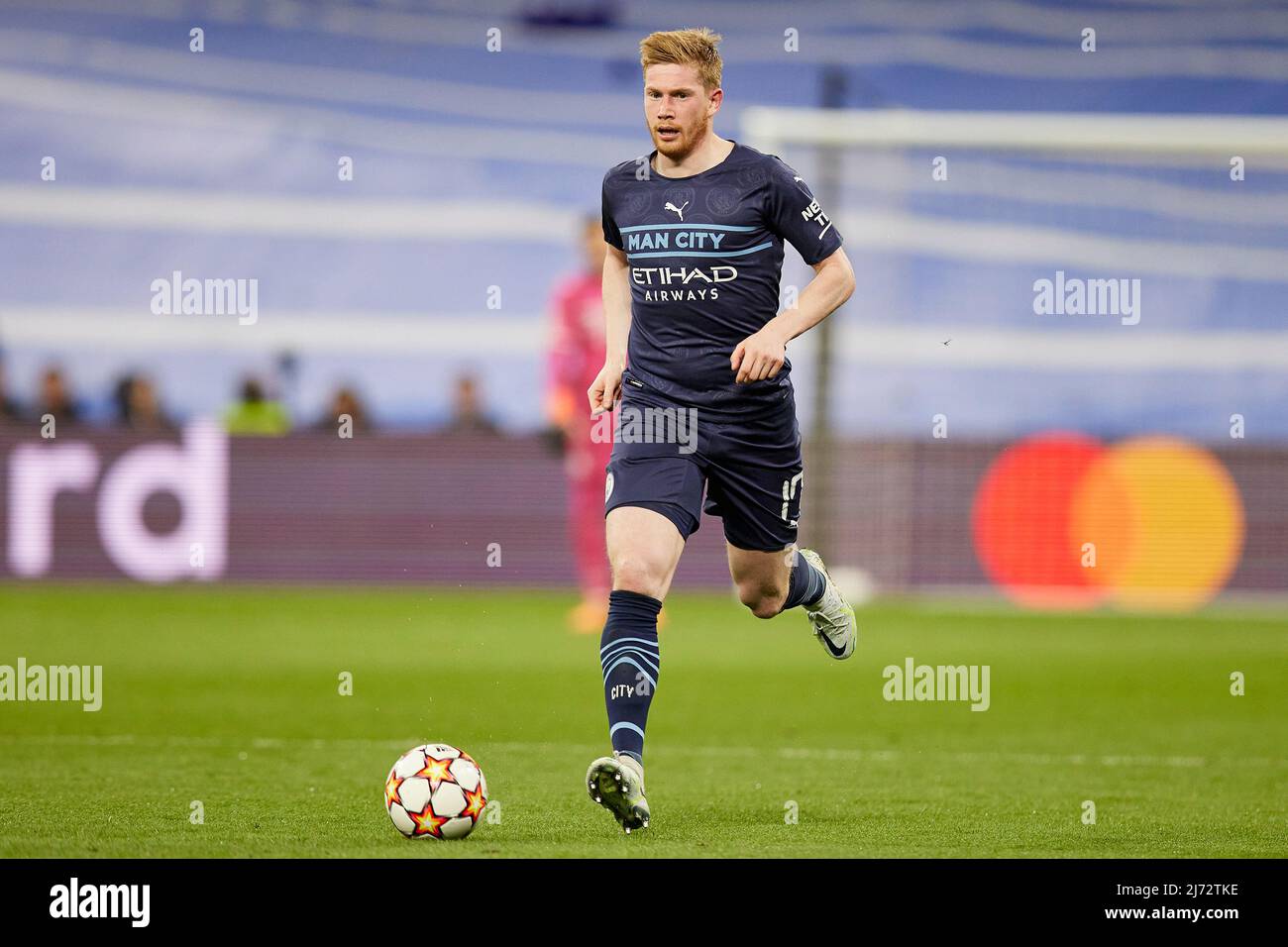 Kevin De Bruyne von Manchester City während des UEFA Champions League-Spiels zwischen Real Madrid und Mancheaster City spielte am 4. Mai 2021 im Santiago Bernabeu-Stadion in Madrid, Spanien. (Foto von Ruben Albarran / PRESSINPHOTO) Stockfoto