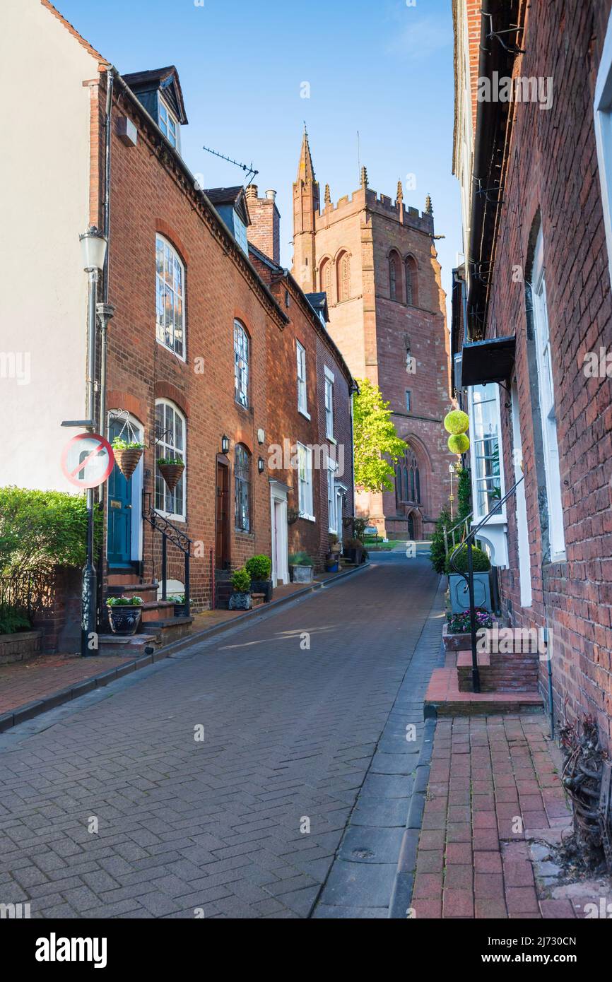 Blick auf die Church Road in Bridgnorth, Shropshire in Richtung St. Leonards Church Stockfoto