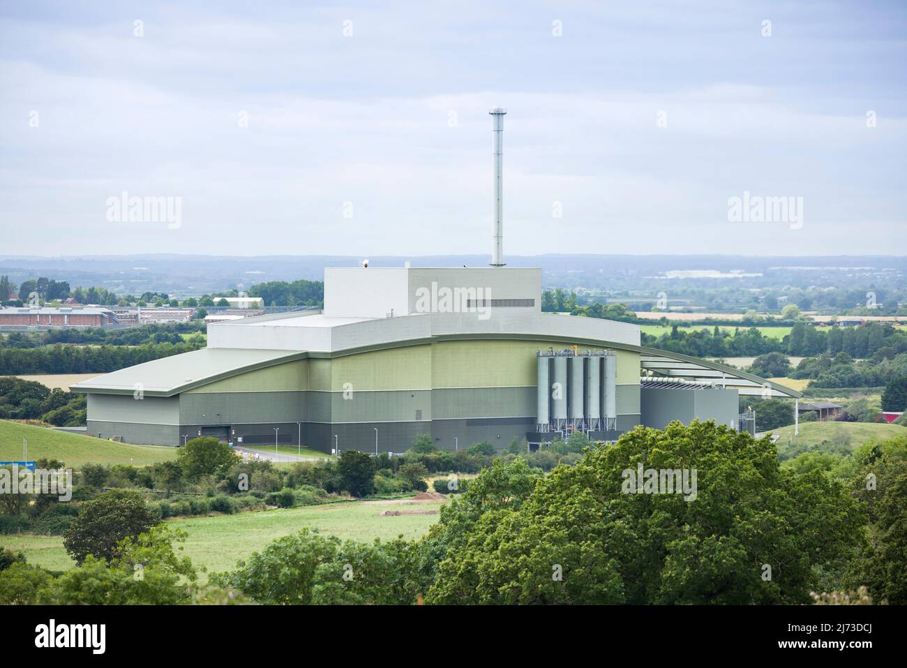 AYLESBURY, Großbritannien - 15. August 2021. Das EFW-Kraftwerk Greatmoor, eine Abfall-zu-Energie-Anlage zur Stromerzeugung durch Verbrennung nicht recycelbarer Abfälle. Stockfoto