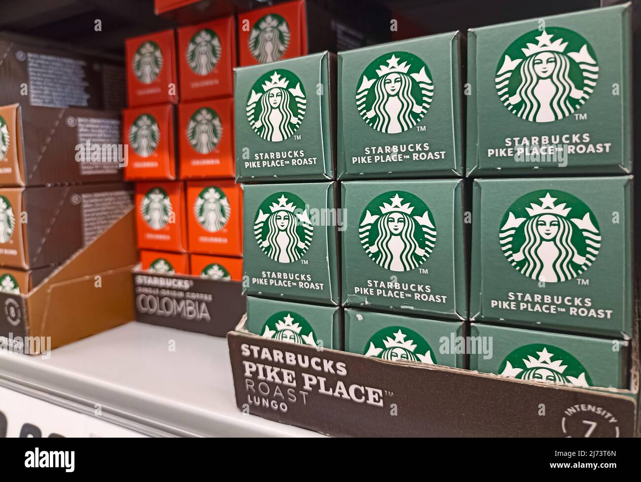 Starbucks Kaffee in Kapseln im Rewe Supermarkt gesehen. Stockfoto