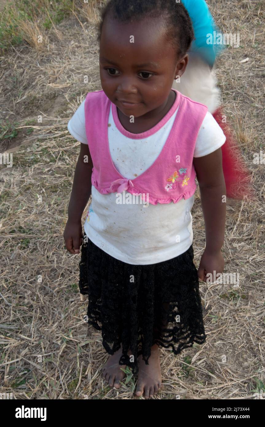 Kleines Mädchen, Thyolo Escarpment, Chikwawa District, Malawi, Afrika Stockfoto