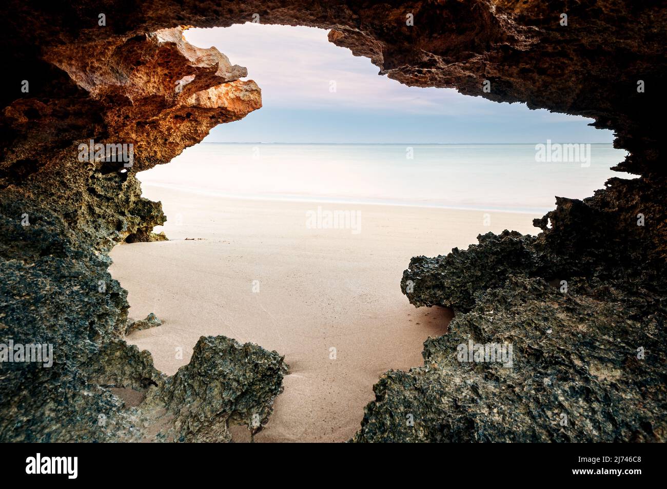 Besonderer Blick in die Osprey Bay im Cape Range National Park. Stockfoto