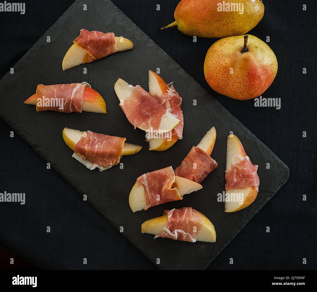 Eingewickeltes fleisch -Fotos und -Bildmaterial in hoher Auflösung – Alamy