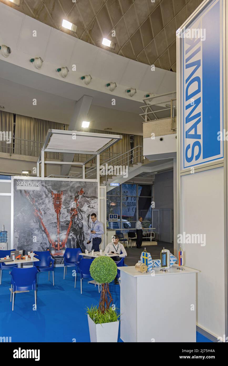 Belgrad, Serbien - 27. April 2022: Sandvik Swedish Manufacturer of Tools and Equipment at Construction Trade Show. Stockfoto