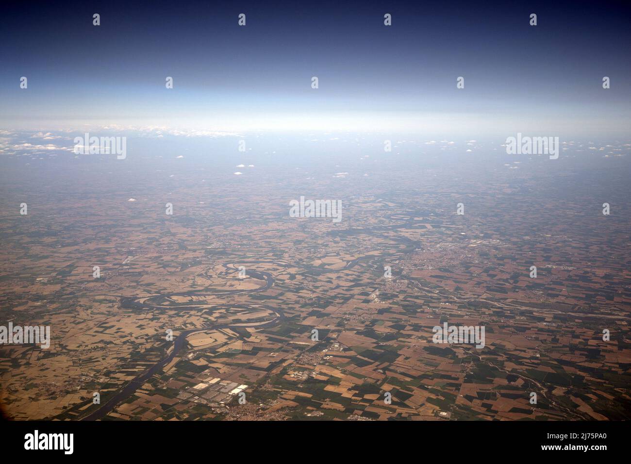 po River Valley Luftlandschaftspanorama aus dem Flugzeug Stockfoto