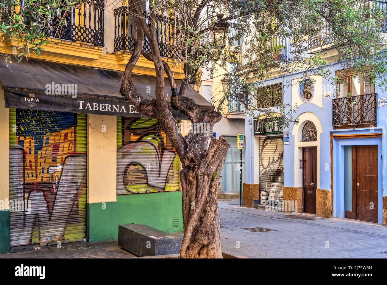 Malerischer Blick auf die Straße im Viertel El Carmen, Valencia, Bundesland Valencia, Spanien Stockfoto