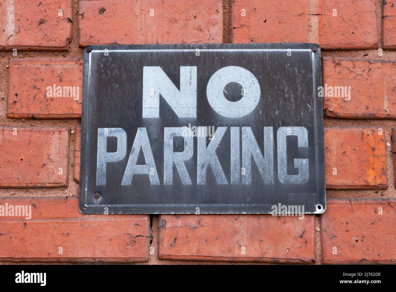 Kein Parkschild in der Stadt Midwest. Stockfoto