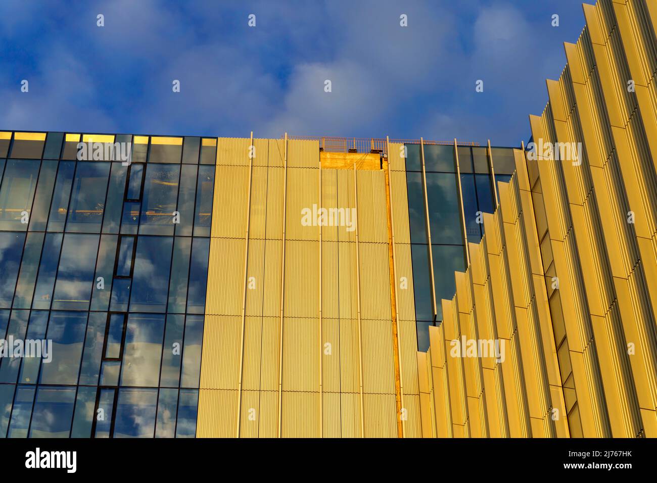 Moderne Gebäude entlang der Via Gattamelata in Mailand, Lombardei, Italien Stockfoto