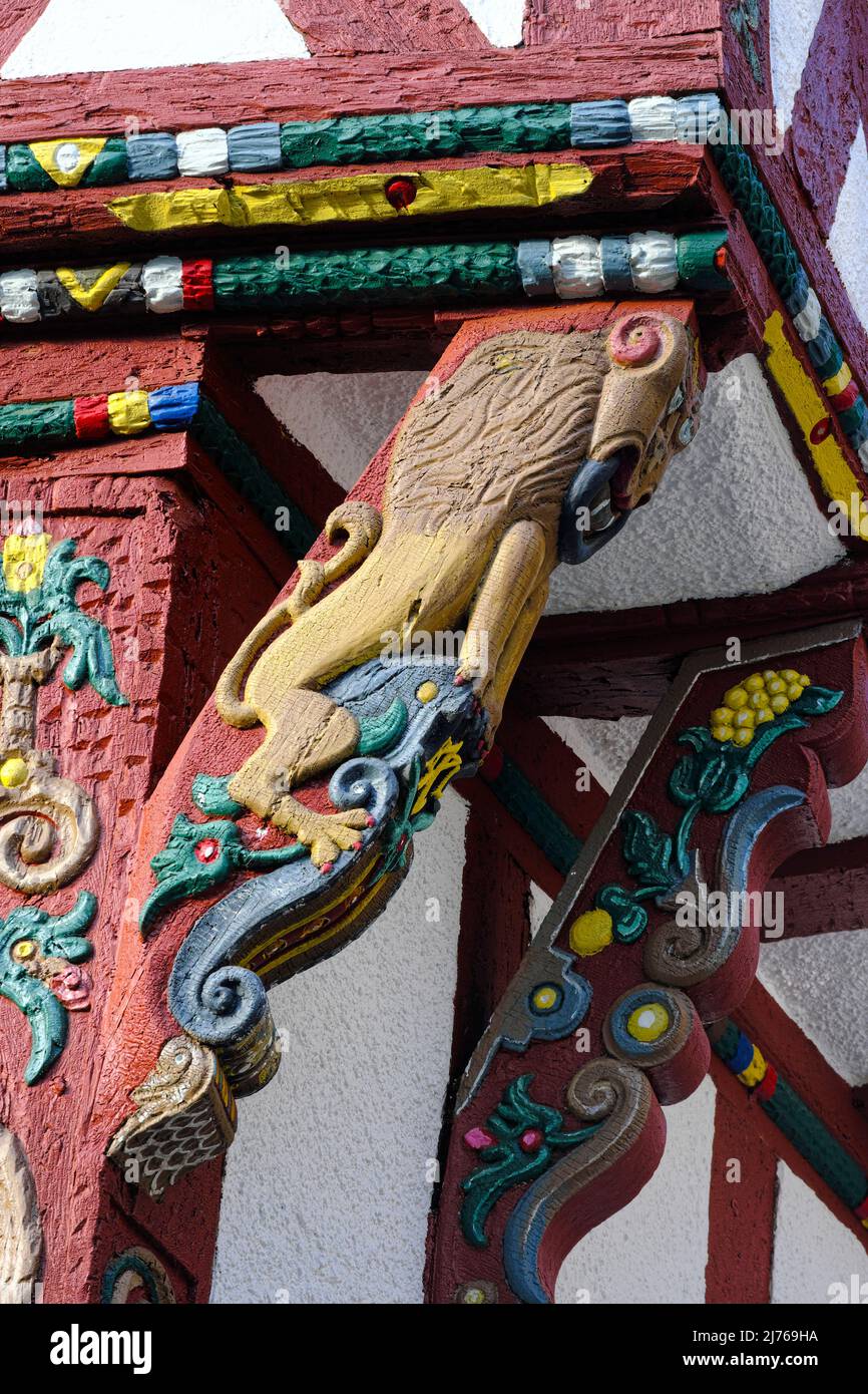 Europa, Deutschland, Hessen, Stadt Herborn, historische Altstadt, Fachwerkdetails „Löwenpfote“. Stockfoto