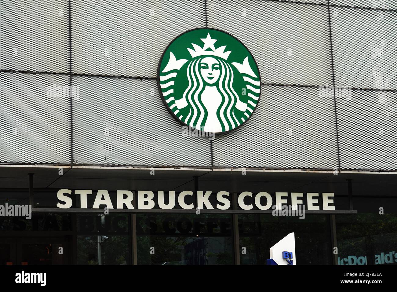 Starbucks Kaffee-Logo auf dem Laden in Changzhou. (Foto von Sheldon Cooper / SOPA Images/Sipa USA) Stockfoto