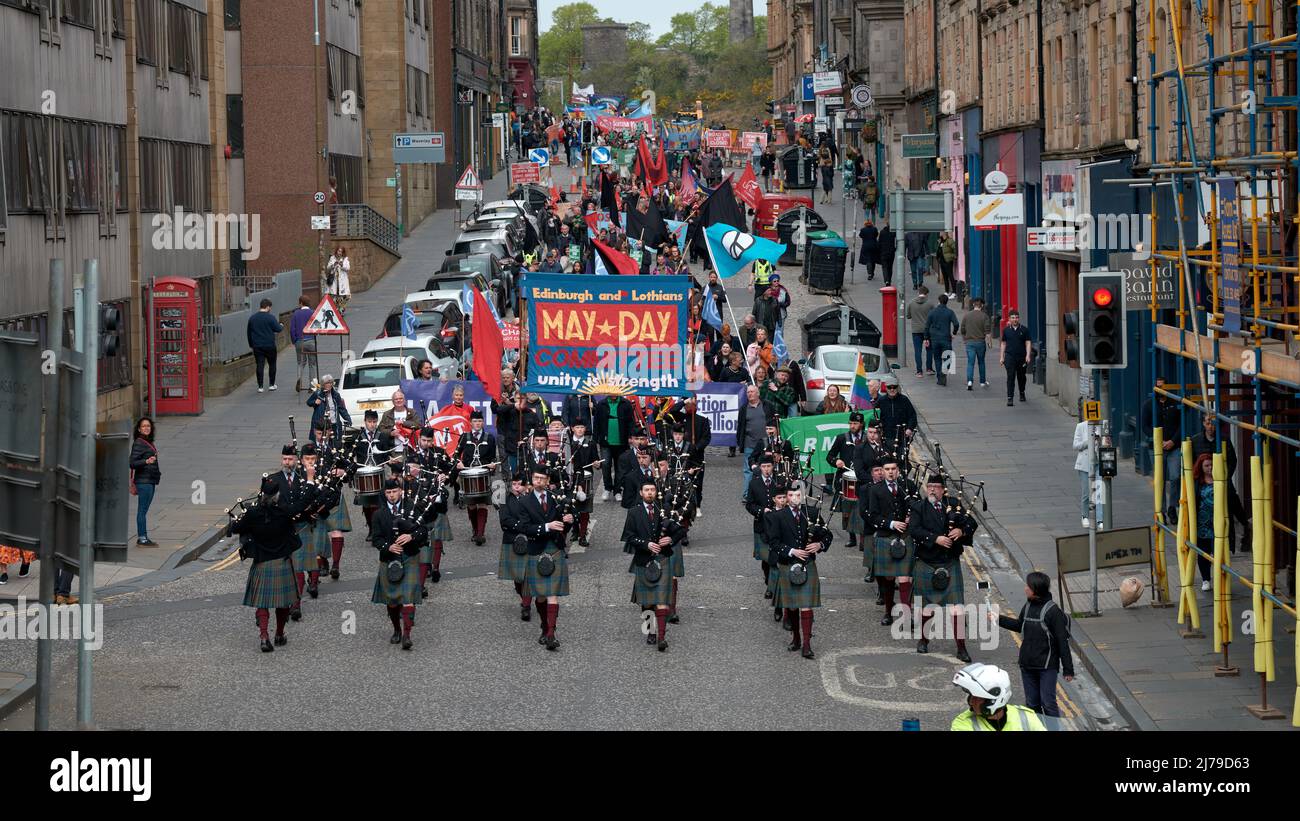 Edinburgh Schottland, Großbritannien Mai 07 2022. Hunderte nehmen an der Maiday March und Rally Teil, die von der Johnston Terrace aus ihren Weg durch die Stadt machten. Credit sst/alamy Live News Stockfoto