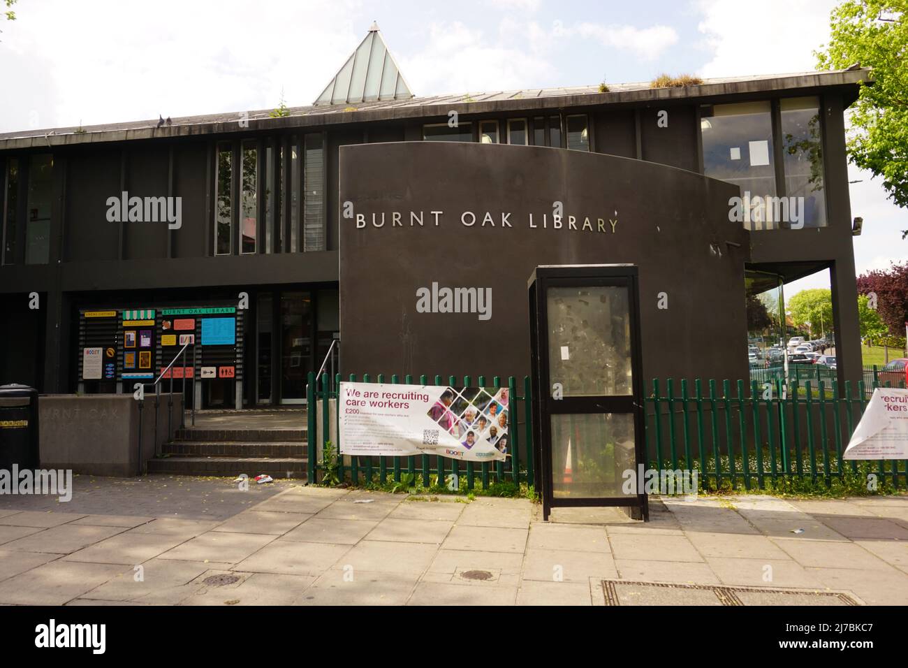 Burnt Oak Library, London, Großbritannien Stockfoto