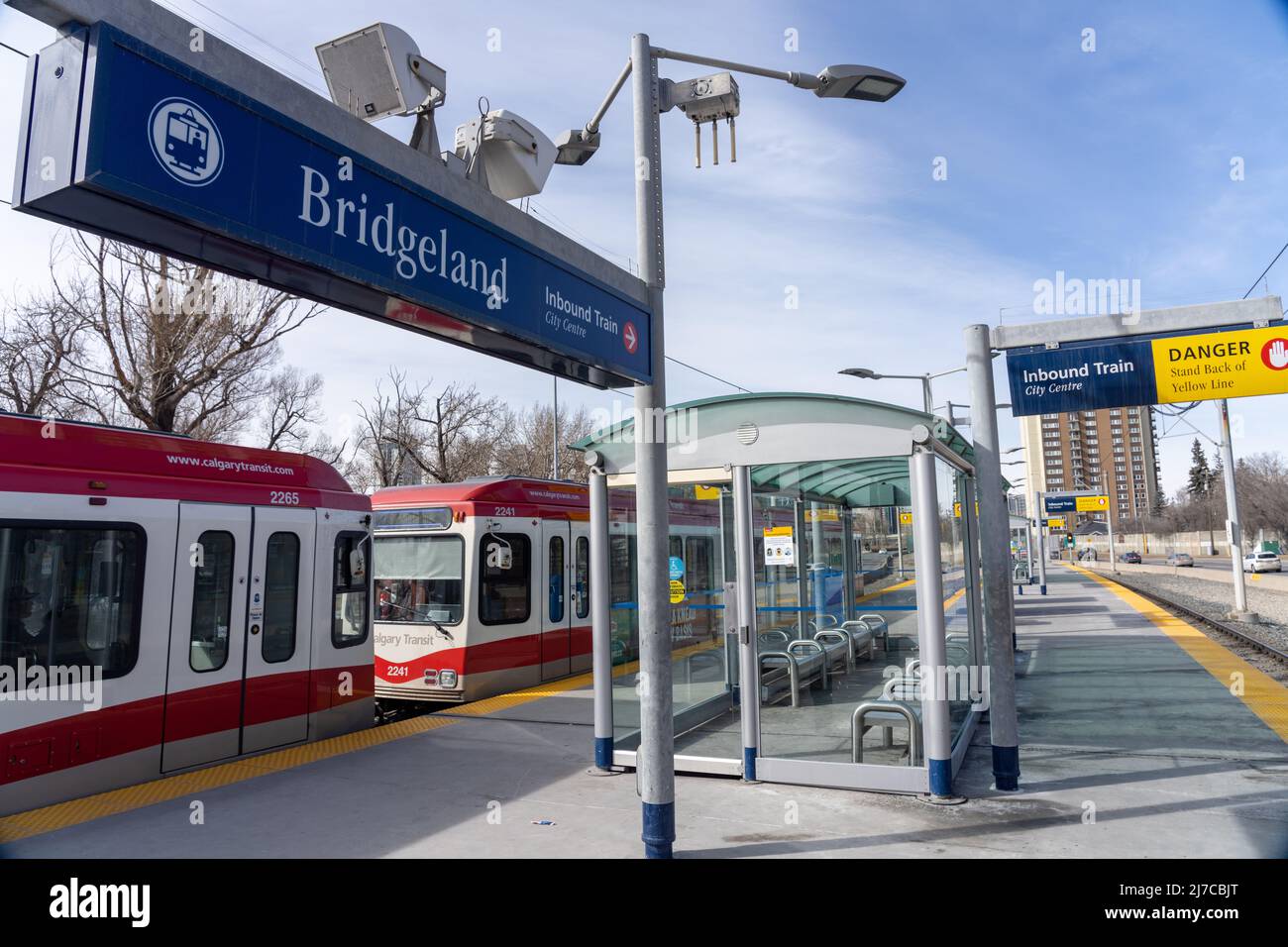 Calgary, ab, Kanada - 14 2022. März: Ctrain-Haltestelle an der Bridgeland Memorial Station. Ctrain-Stadtbahnsystem. Calgary Transit. Stockfoto