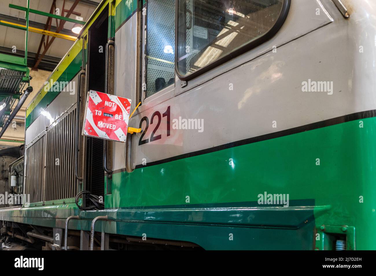 Nicht an Bord einer Irish Rail Lokomotive in Inchicore Railway Works, Dublin, Irland, zu bewegen. Stockfoto