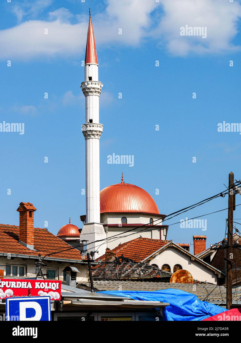 Xhamia Hatunije, Pristina, Kosovo - Marktansicht Stockfoto