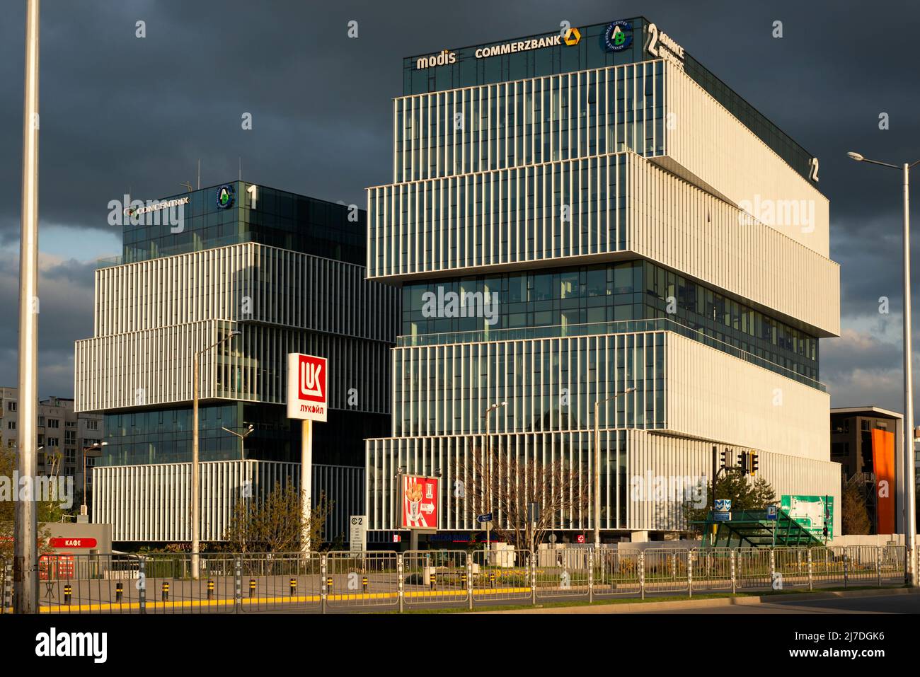 Advance Business Center Bürogebäude der GTC Group - Heimat der Concentrix, Modis und Commerzbank im Sofia Business Park in Sofia, Bulgarien Stockfoto