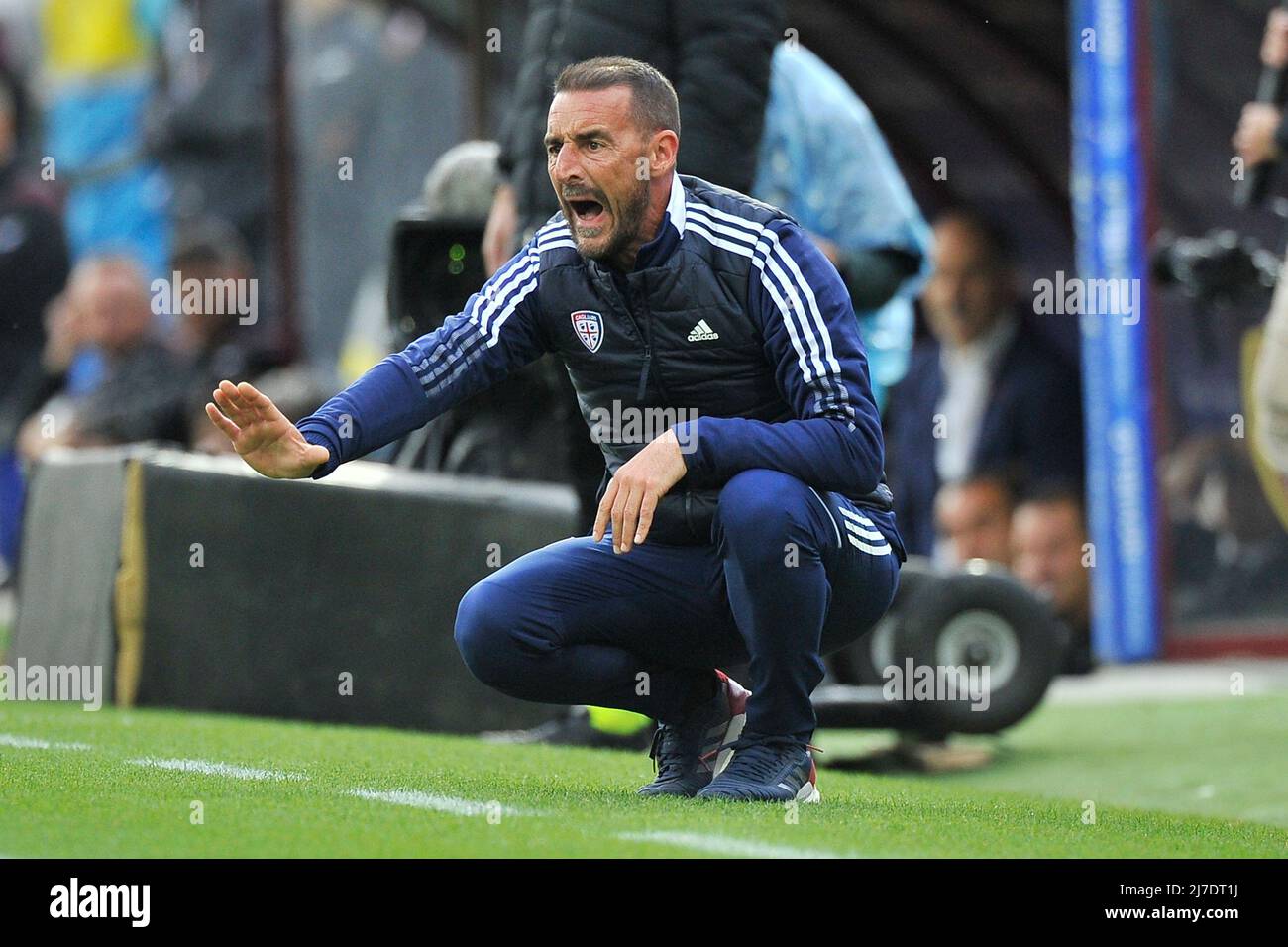 Alessandro Agostini Trainer von Cagliari, während des Spiels der italienischen SerieA Liga zwischen Salernitana gegen Caglairi Endergebnis, Salernitana 1, Cagliari 1, Spiel im Arechi Stadion gespielt . Benevento, Italien, 08. Mai 2022. (Foto von Vincenzo Izzo/Sipa USA) Stockfoto