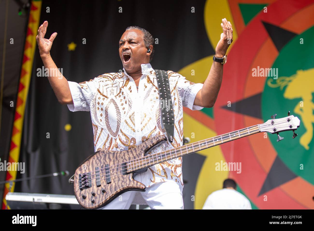 Robert „Kool“ Bell of Kool & The Gang während des New Orleans Jazz & Heritage Festivals am 8. Mai 2022 auf dem Fair Grounds Race Course in New Orleans, Louisiana (Foto: Daniel DeSlover/Sipa USA) Stockfoto