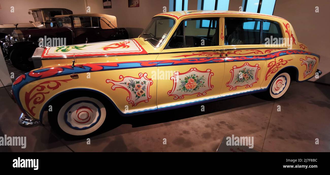Flower Power Rolls Royce, Malaga Spanien Stockfoto