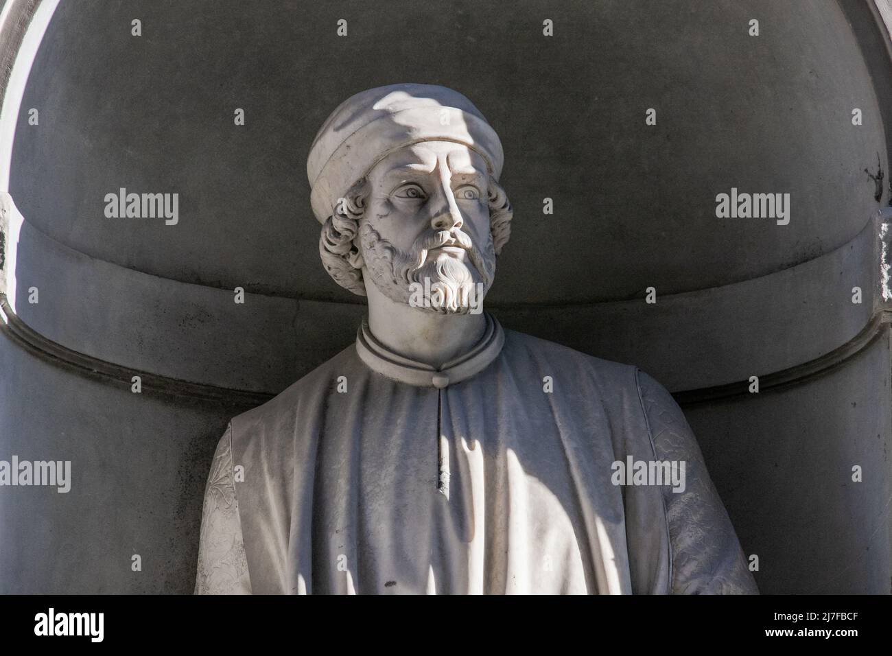 Statue von Donatello, Piazzale degli Uffizien, Florenz, Italien Stockfoto