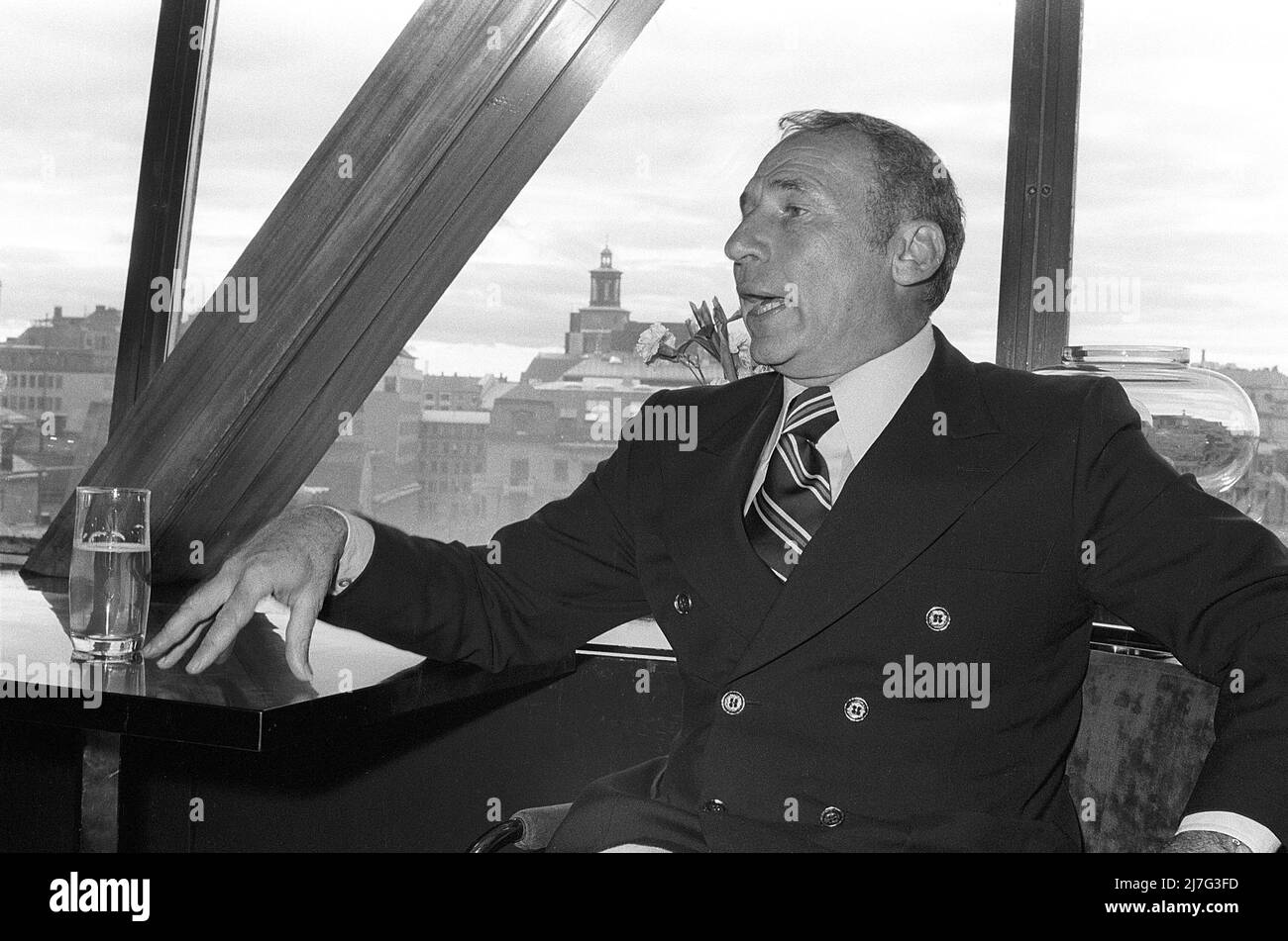 Mel Brooks. Amerikanischer Filmregisseur und Schauspieler. Bild 1974 während einer Pressekonferenz bei einem Besuch in Schweden. Stockfoto