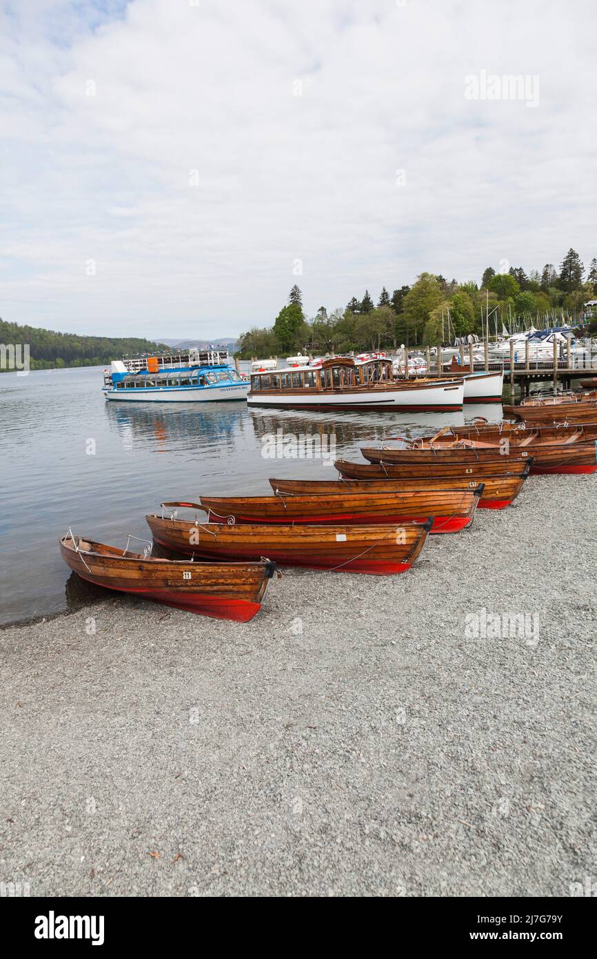 Am See bei Bowness auf Windermere, Lake District, Cumbria, England, Großbritannien Stockfoto