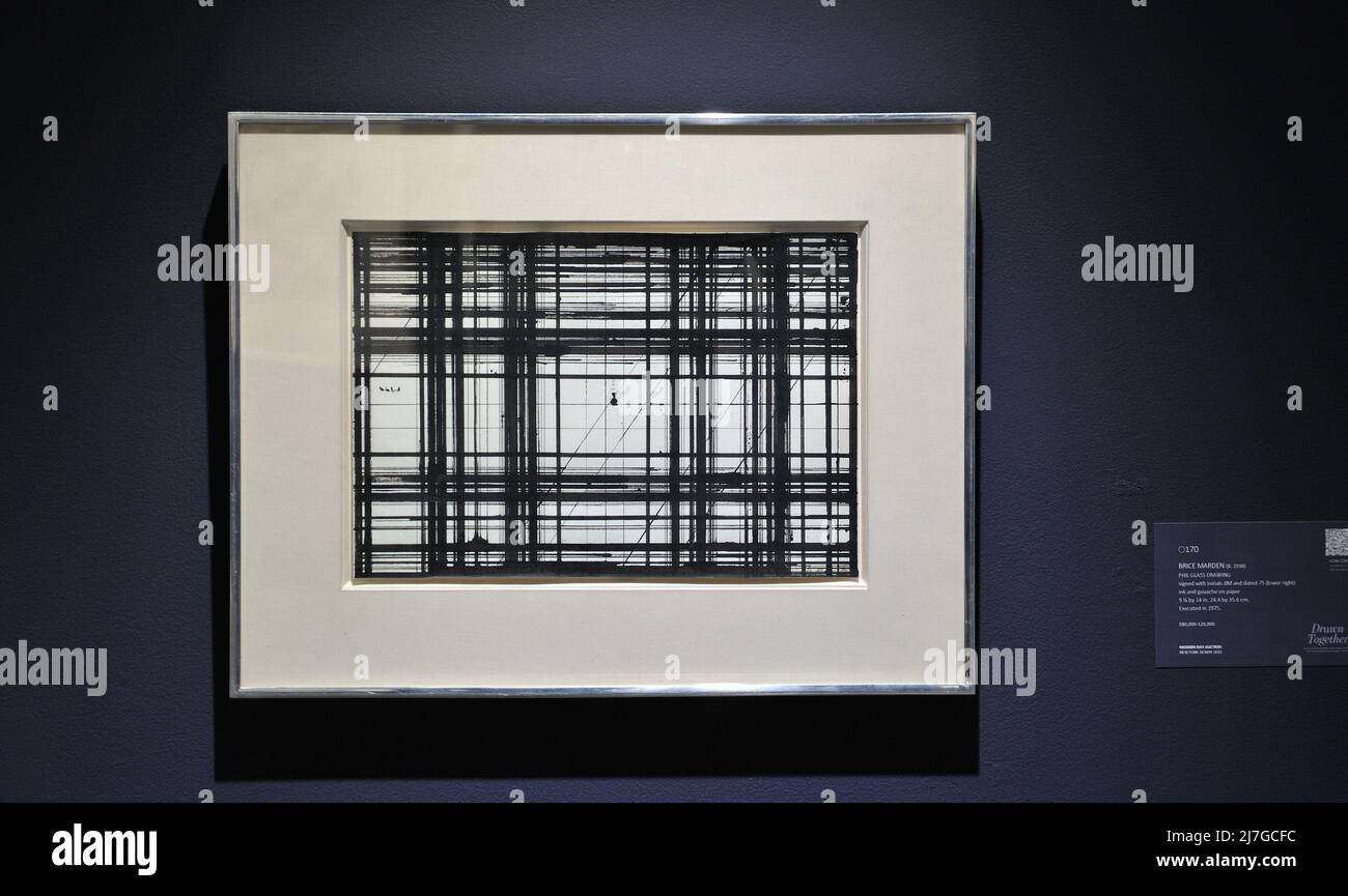 Phil Glass Drawing von Brice Marden wird bei Sotheby's im Rahmen der Kunstauktionen „The New York Sales“ ausgestellt, die am 6. Mai 2022 in New York, NY, stattfanden. (Foto von Stephen Smith/Sipa USA) Stockfoto