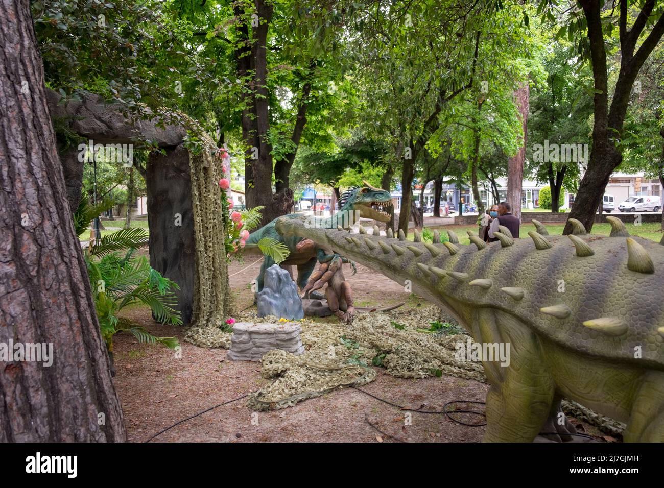 Dinosaurier auf dem Bildungs-Dinosaurier-Festival im Park der Stadt Katerini, Griechenland Stockfoto