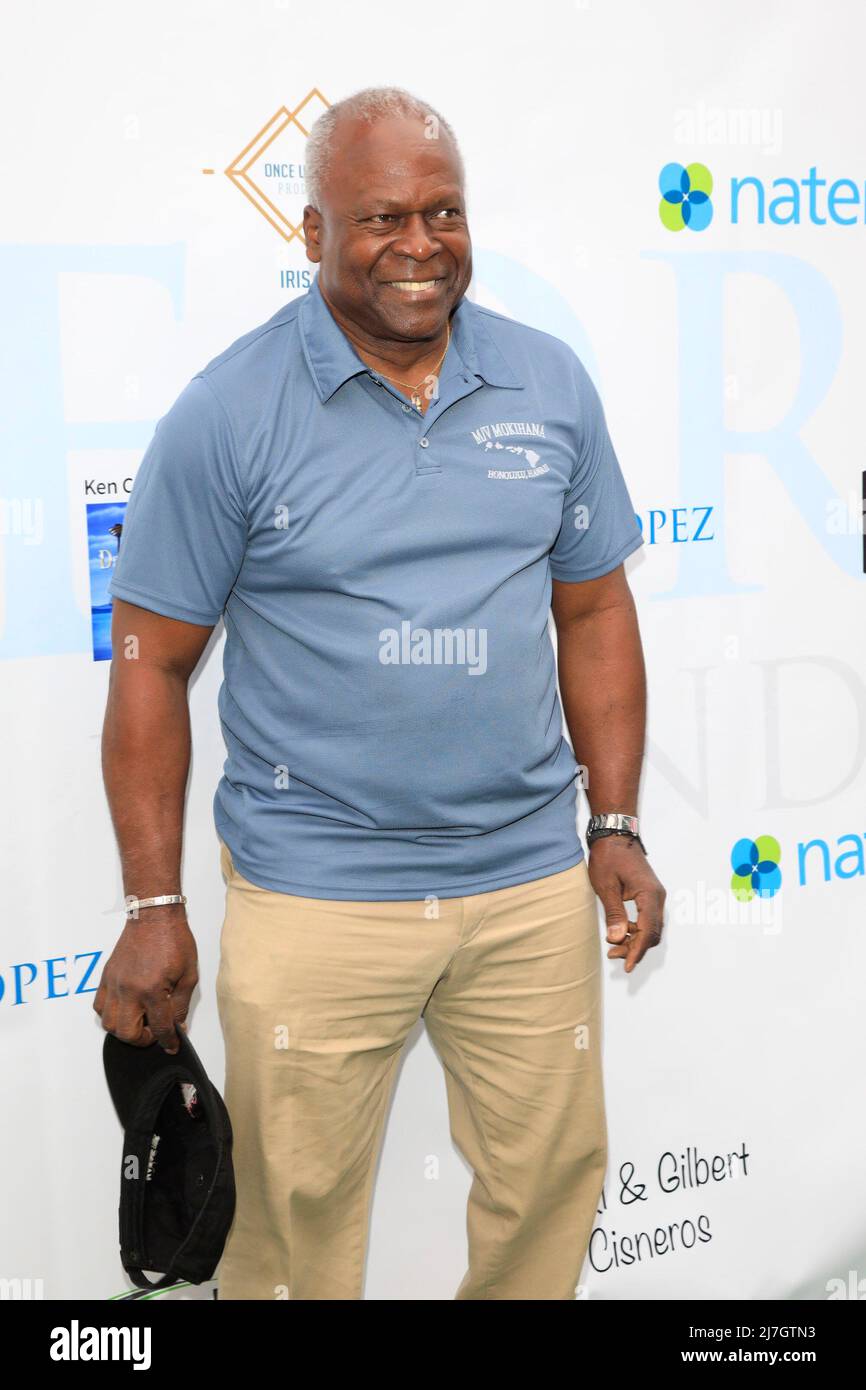 Burbank, CA. 2.. Mai 2022. Kim Estes nimmt an dem jährlichen Celebrity Golf Turnier der George Lopez Foundation 15. Teil, Lakeside Golf Course, Burbank, CA, 2. Mai 2022. Kredit: Priscilla Grant/Everett Collection/Alamy Live Nachrichten Stockfoto