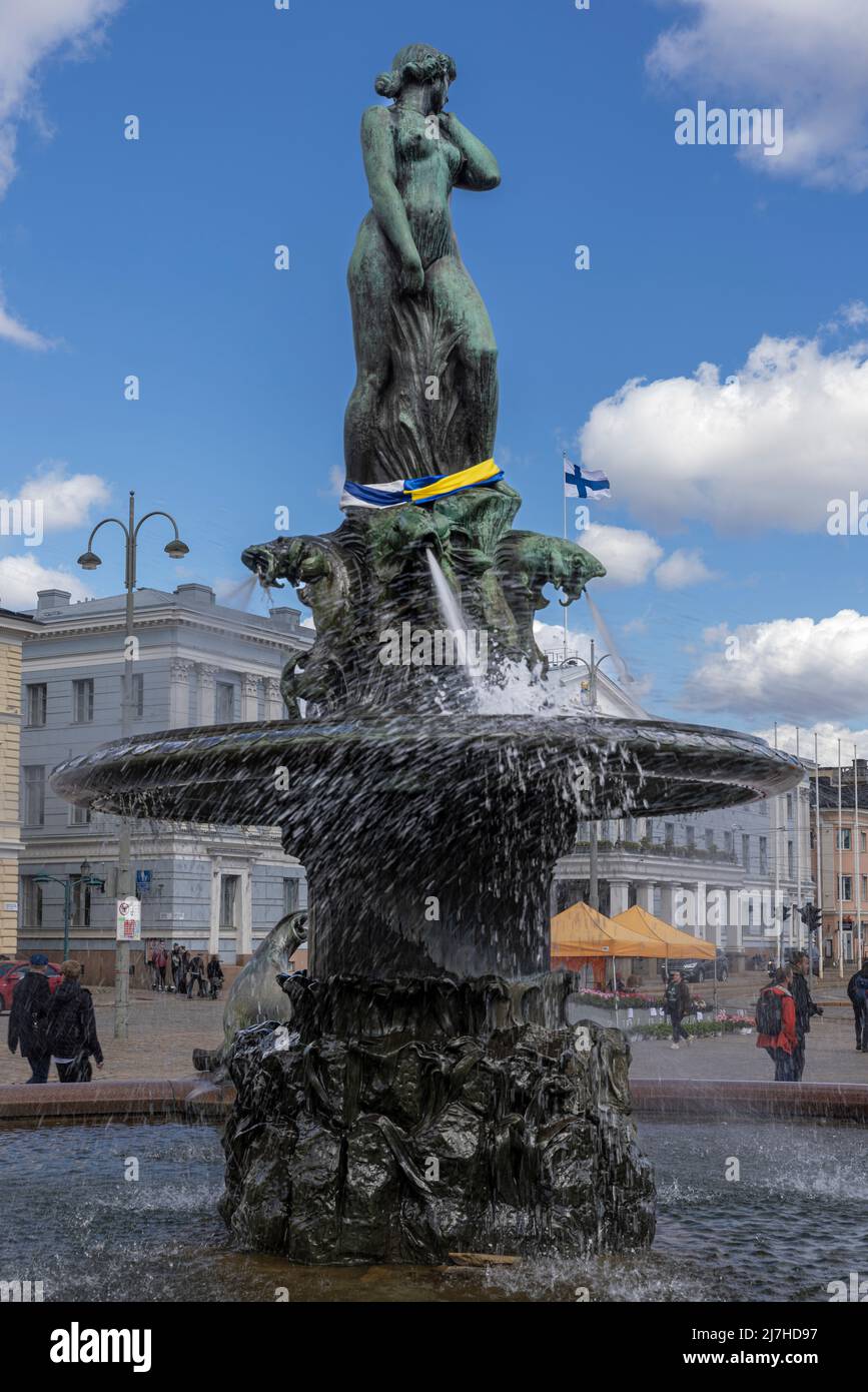 Havis Amanda - Statue im Stadtzentrum von Helsinki wartet auf das nächste große Ereignis Stockfoto