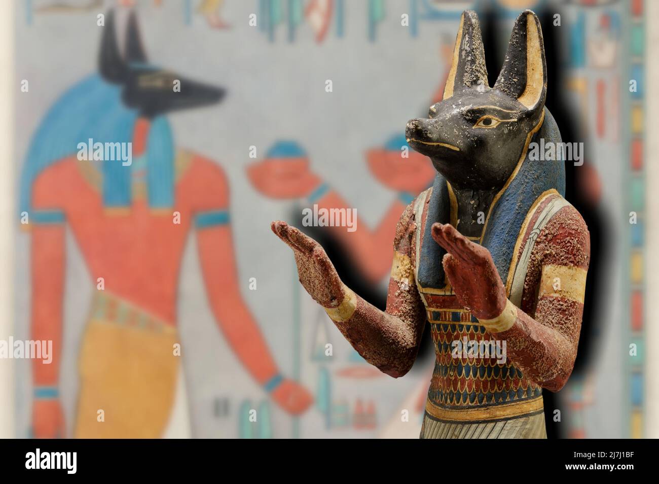 Anubis, der ägyptische gott der Mumifizierung und Friedhofs, Beschützer der Nekropole und der Welt der Toten Stockfoto