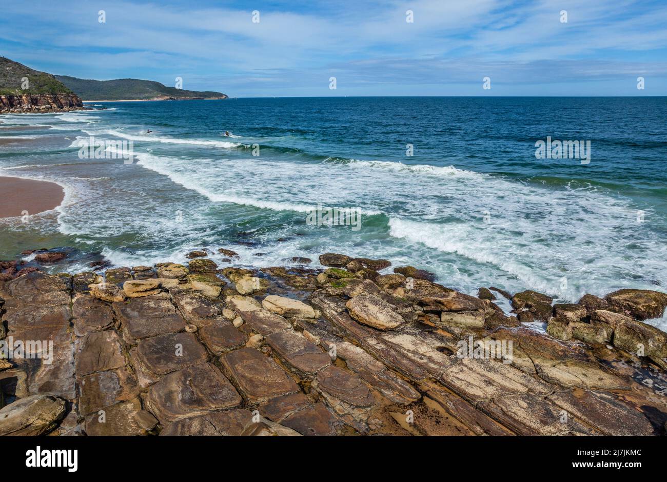Surfen Sie am abgeschiedenen Talow Beach im Bouddi National Park an der Central Coast von New South Wales, Australien Stockfoto