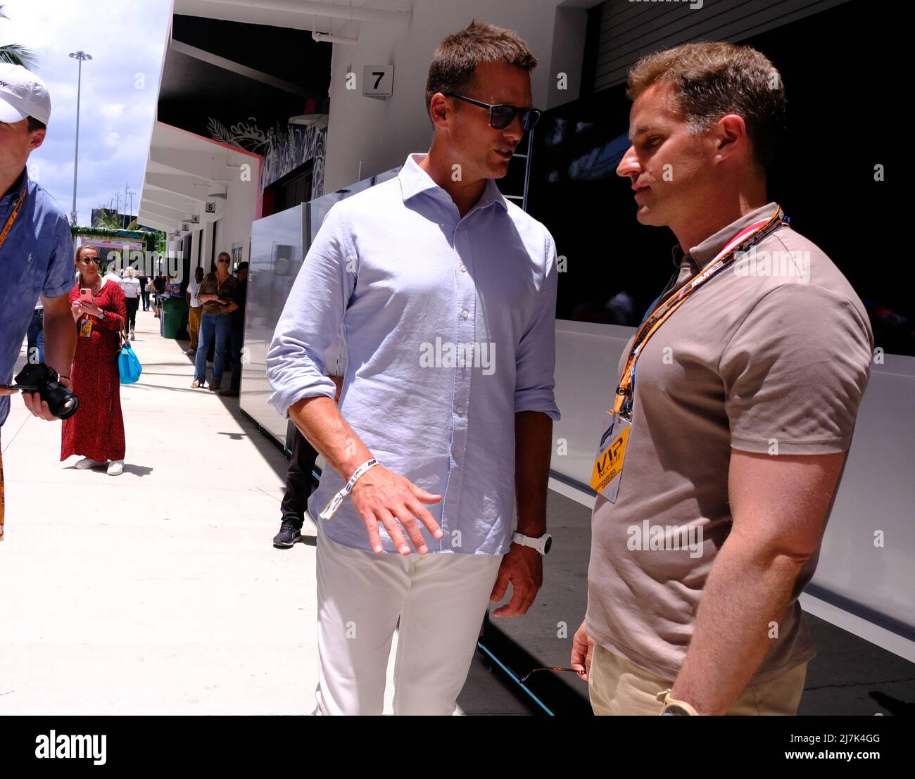 8.. Mai 2022: Tom Brady während des Formel 1 Crypto.com Miami Grand Prix in Miami, FL . Jason Pohuski/CSM Stockfoto
